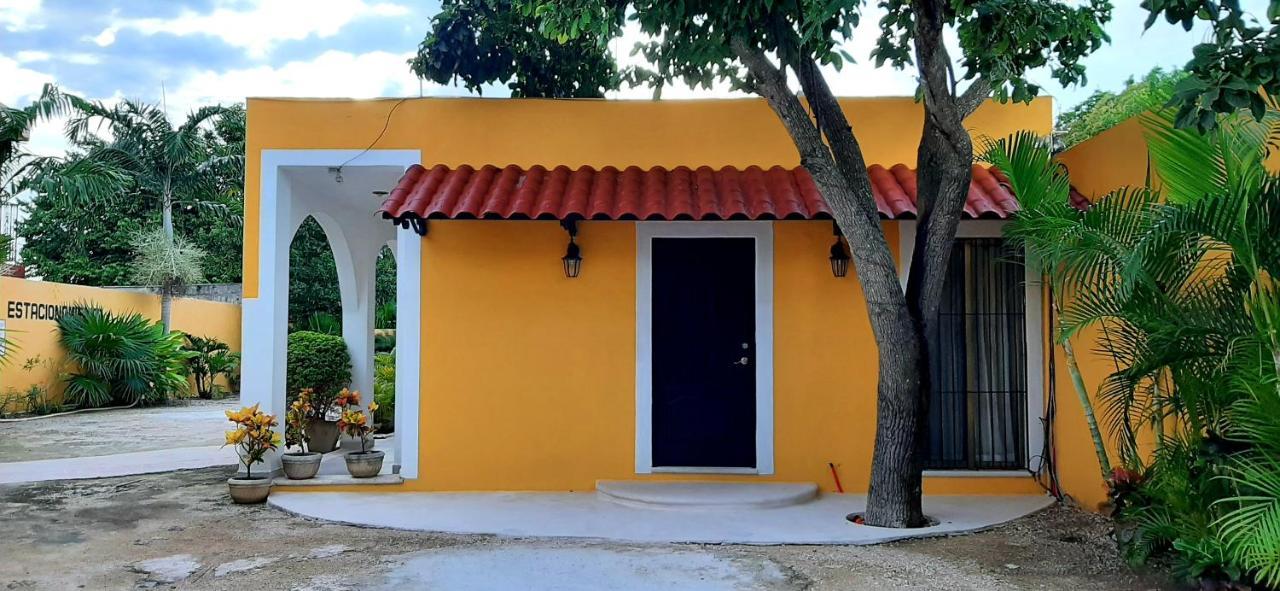 Departamentos X`Kanlol Aparthotel Izamal Bagian luar foto